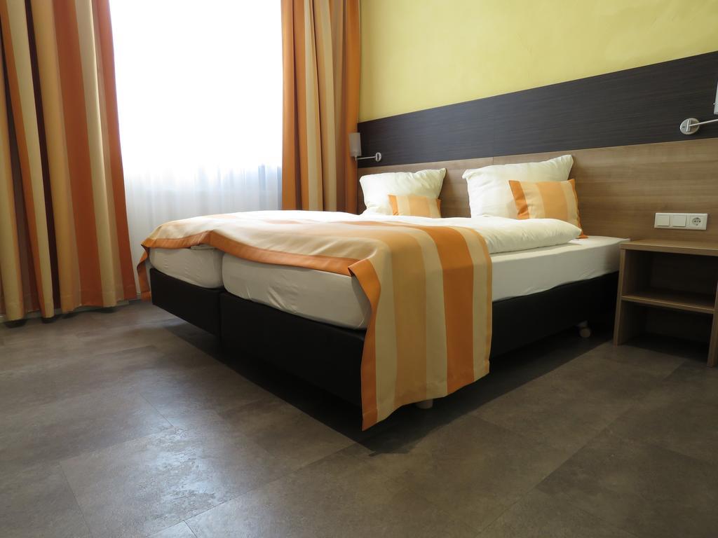 Hotel Trutzpfaff Speyer Ngoại thất bức ảnh